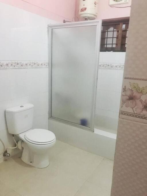 La Casa Trivandrum 4 Bhk Ac Luxury Villa At City Centre, Just 6 Kms To Airport & 5 Min Drive To Padmanabha Swamy Temple تريفِندرم المظهر الخارجي الصورة