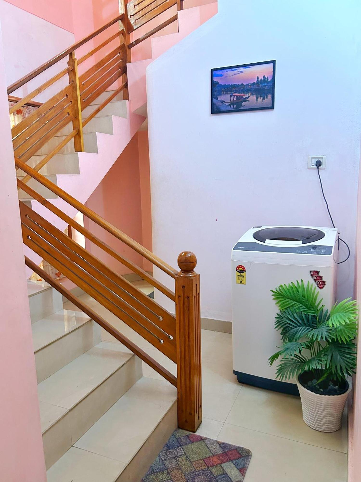 La Casa Trivandrum 4 Bhk Ac Luxury Villa At City Centre, Just 6 Kms To Airport & 5 Min Drive To Padmanabha Swamy Temple تريفِندرم المظهر الخارجي الصورة