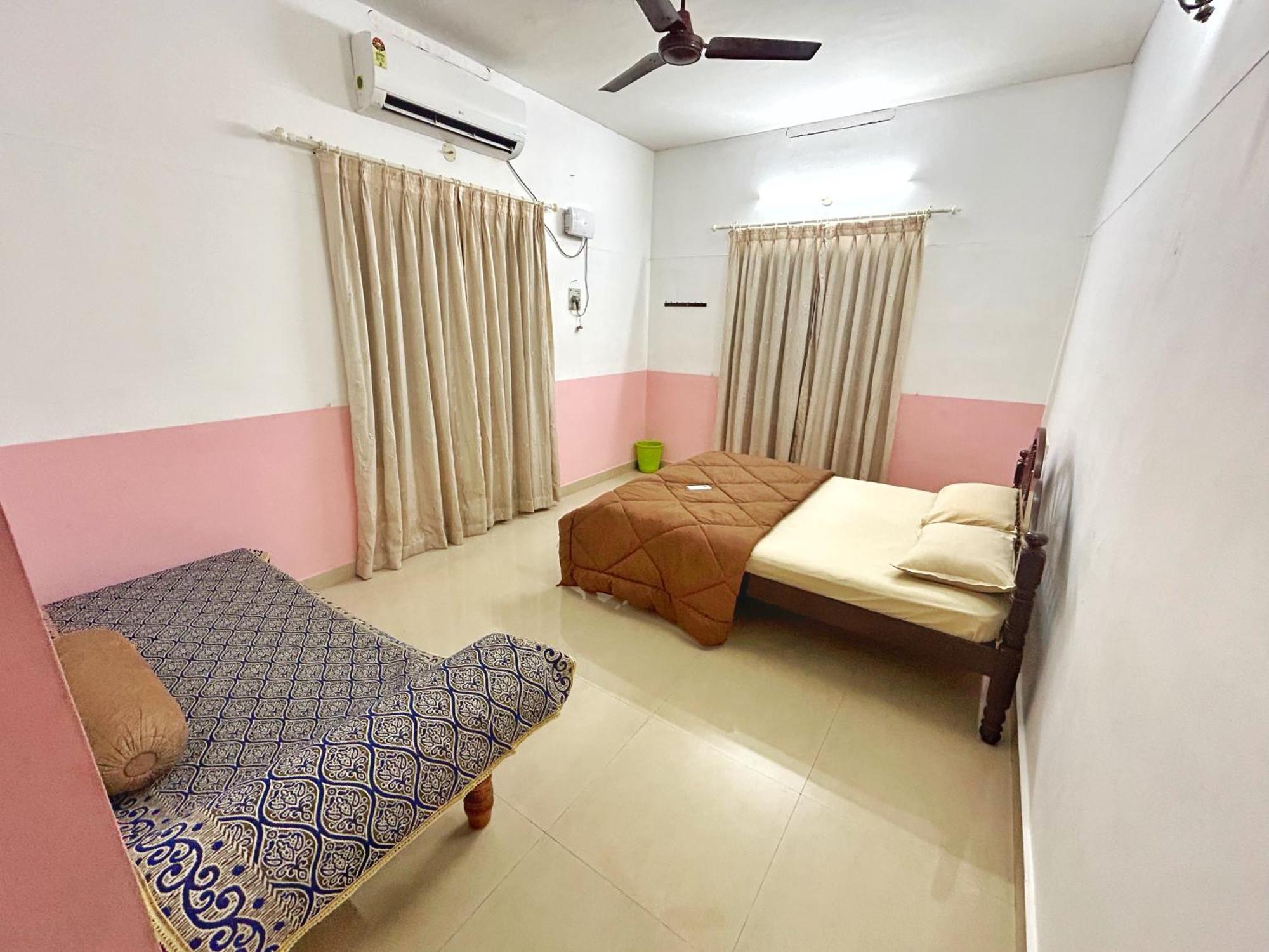 La Casa Trivandrum 4 Bhk Ac Luxury Villa At City Centre, Just 6 Kms To Airport & 5 Min Drive To Padmanabha Swamy Temple تريفِندرم المظهر الخارجي الصورة
