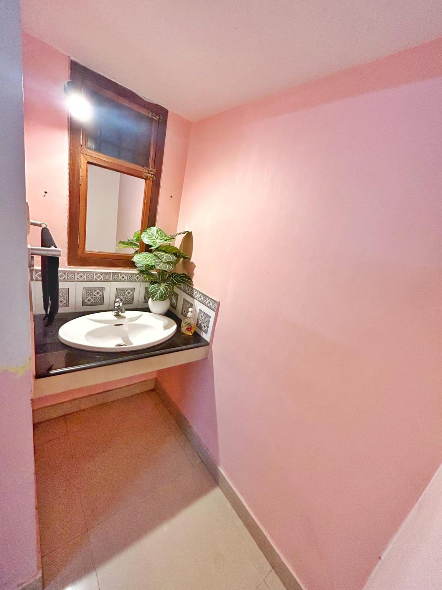 La Casa Trivandrum 4 Bhk Ac Luxury Villa At City Centre, Just 6 Kms To Airport & 5 Min Drive To Padmanabha Swamy Temple تريفِندرم المظهر الخارجي الصورة